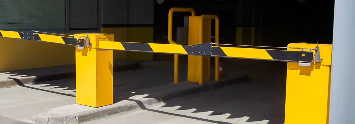 Residential Parking Gate Repair in Mundelein, Illinois