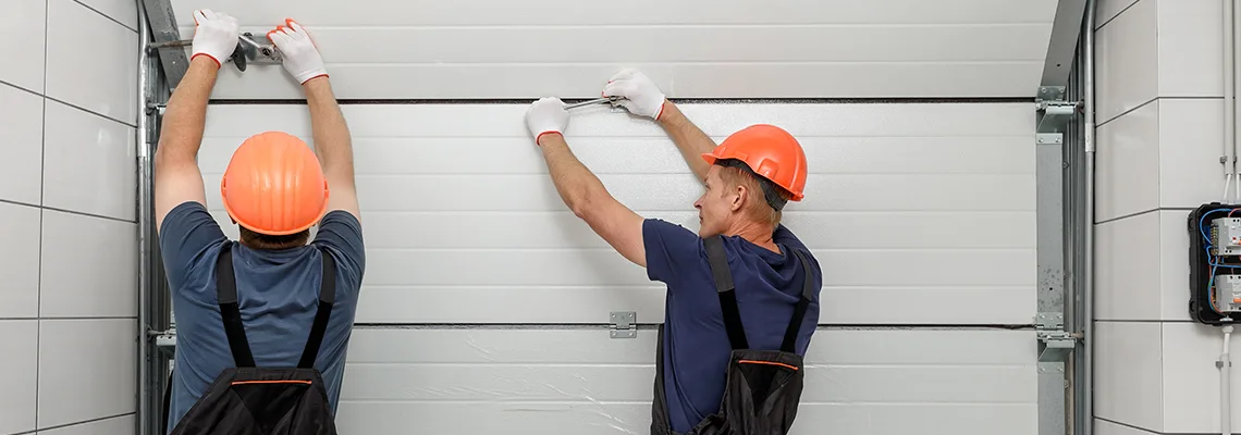 Driveway Garage Door Local Technicians in Mundelein, Illinois